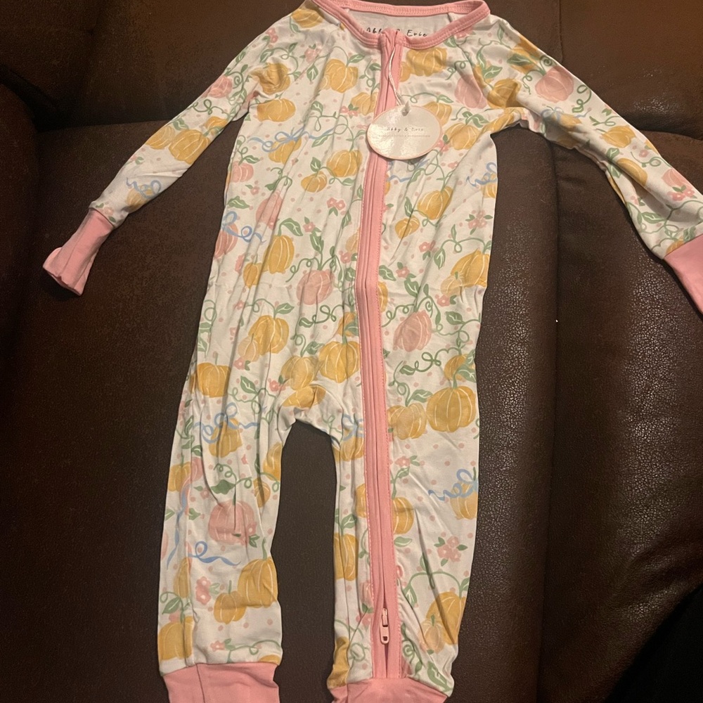 Bamboo pumpkin sleeper
